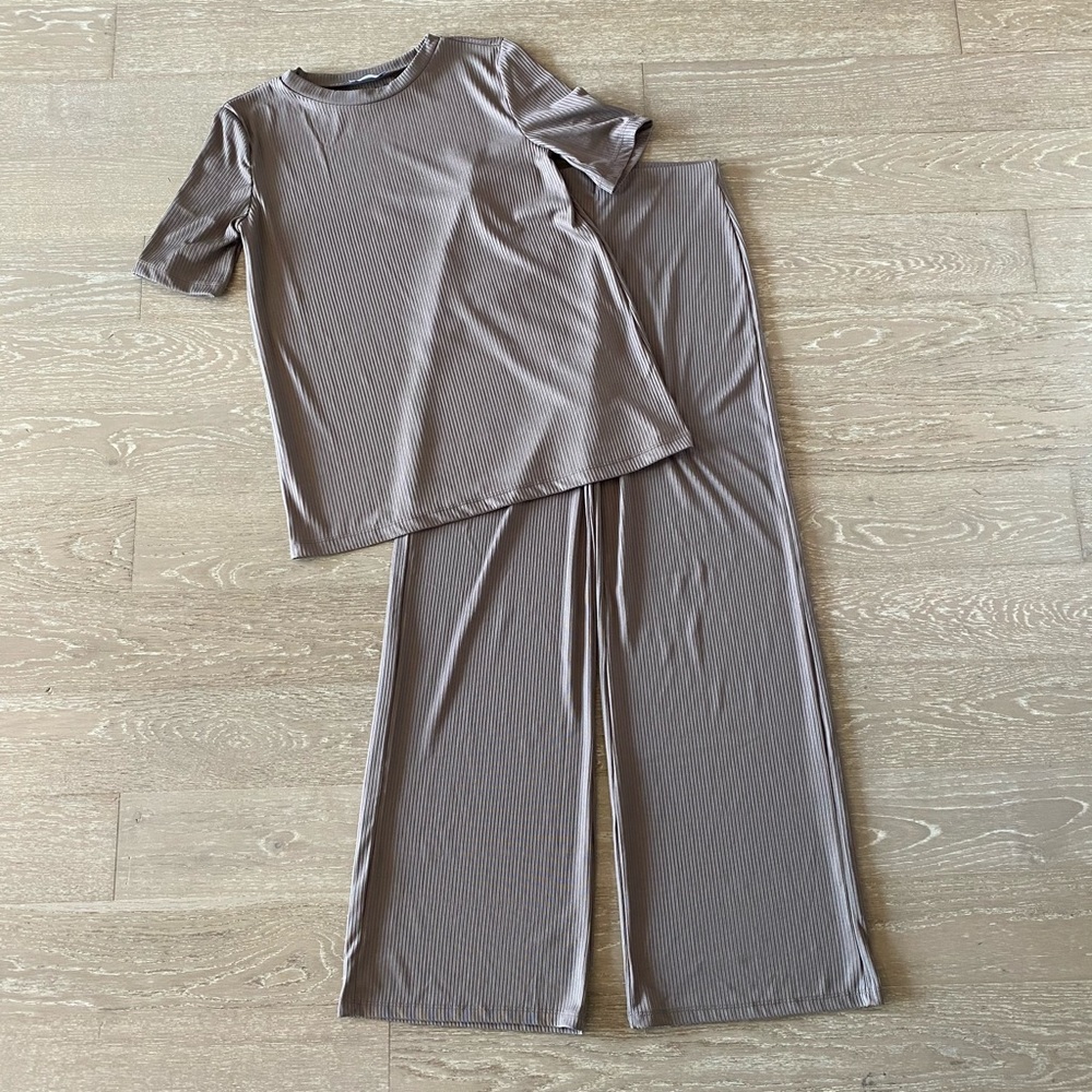 Zara Ribbed Matching Set - Picture 2 of 4